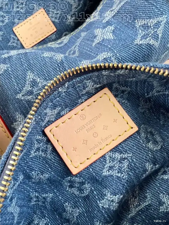 PAPILLON VUITTON LOUIS TRUNK 0523